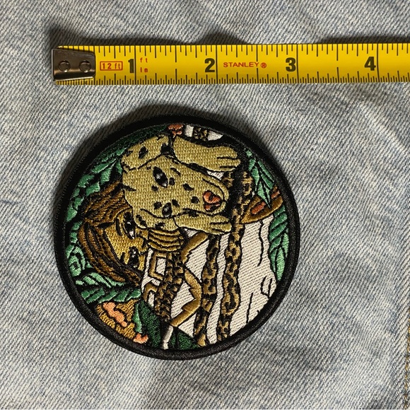 Iron on Patch - Cozy with Dog - Picture 3 of 4